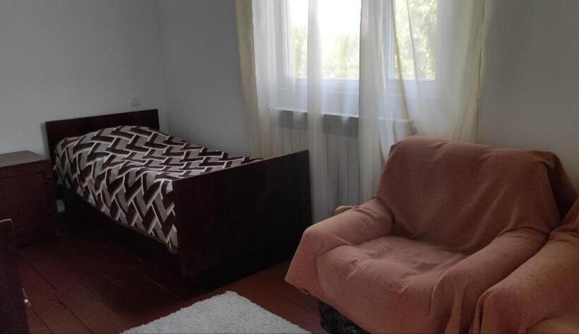 تختخواب و صبحانه Noosh Guesthouse