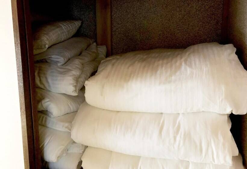 Guesthouse Karikakko   Hostel