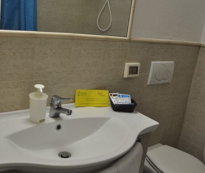 Хостел Vulcano Blu Terme Suites & Seaview