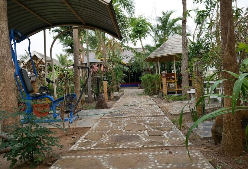 בית מלון כפרי 99 Resort