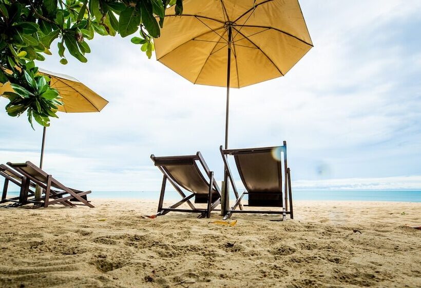 בית מלון כפרי Baan Klang Aow Beach Resort