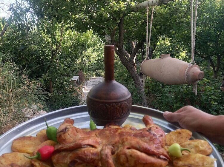 هتل Byurakan Guesthouse & Cottage