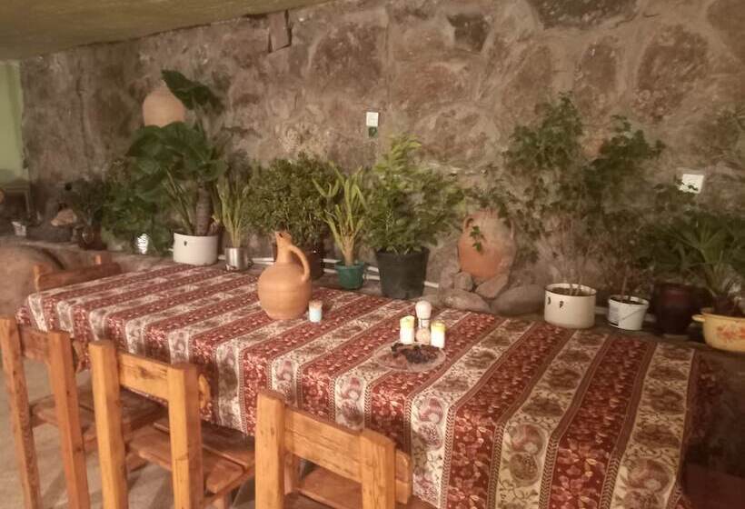 هتل Byurakan Guesthouse & Cottage