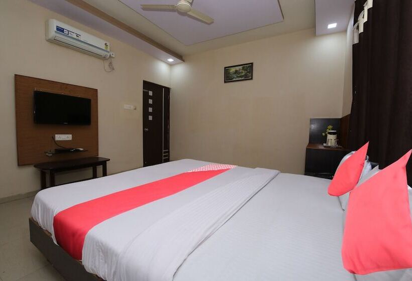 ホテル Shree Uttam Palace Katni