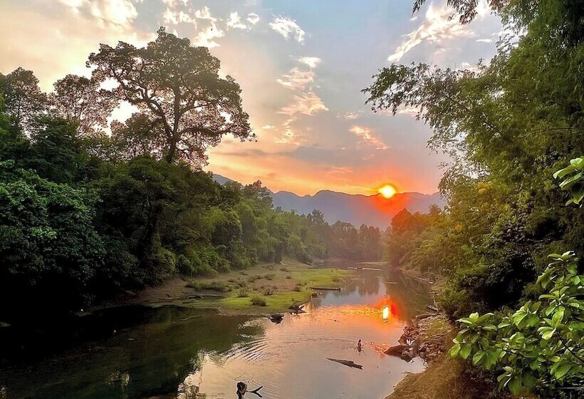 هتل Springriver Resort