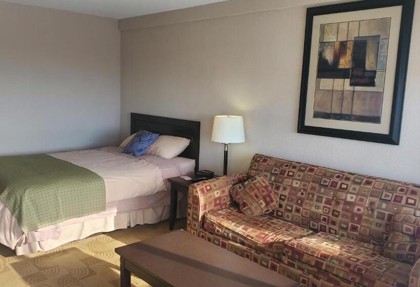 فندق على الطريق Shoreside Inn & Suites