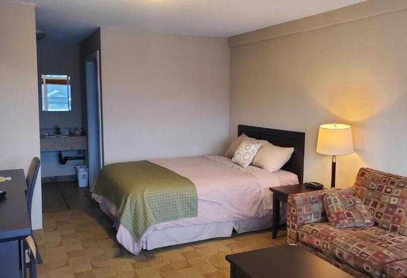 فندق على الطريق Shoreside Inn & Suites