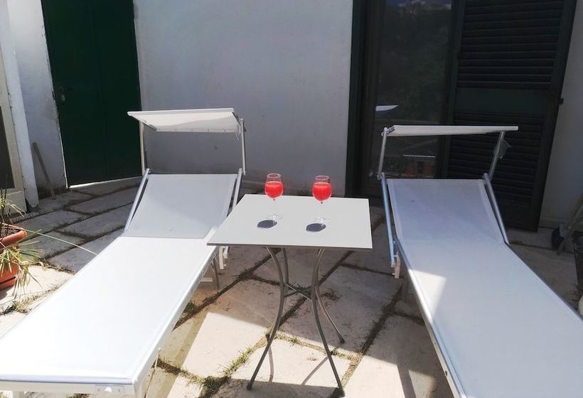 ペンション Lemons & Sun Apartment