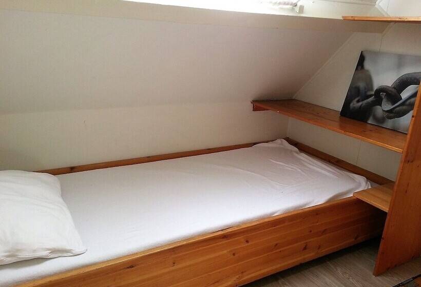 渡假胜地  Recreatiebedrijf De Koevoet