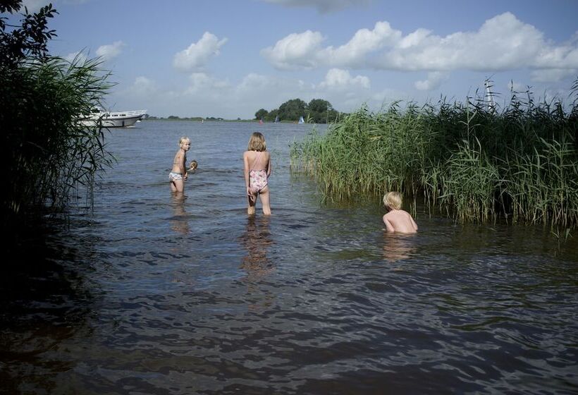 渡假胜地  Recreatiebedrijf De Koevoet