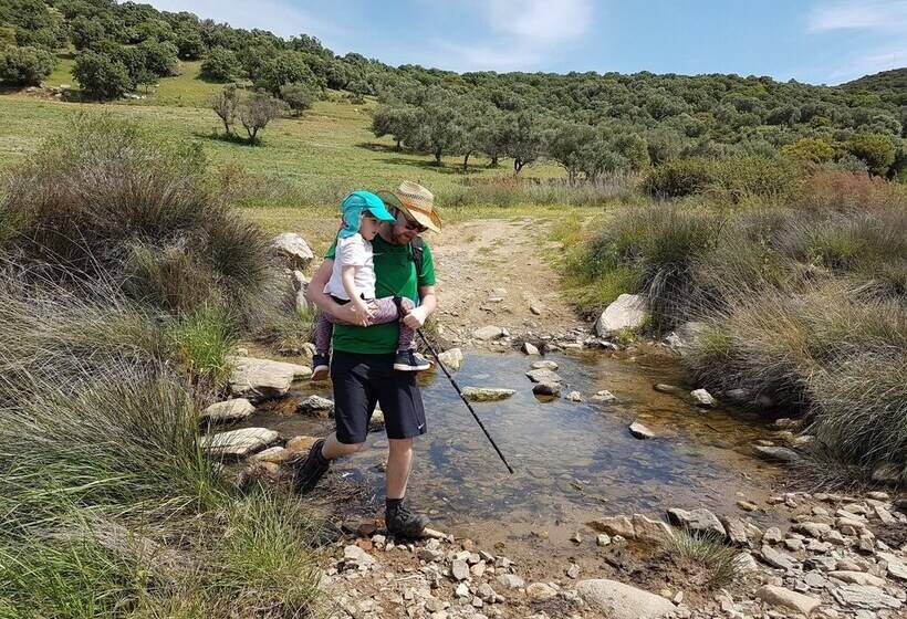 בית מלון כפרי Alterna Koy Evi