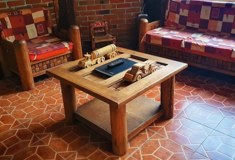 فندق Senda Monarca