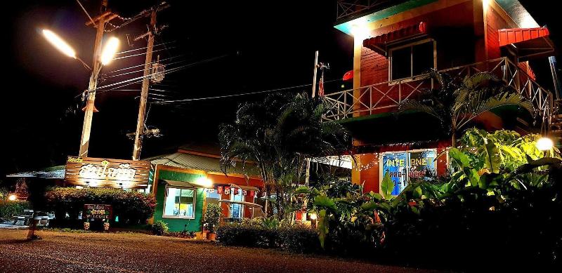 هتل Somjainuk Resort 2