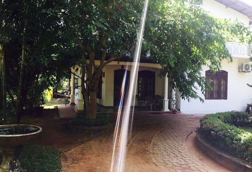 بنسيون Pabasara Guest House Kalawewa