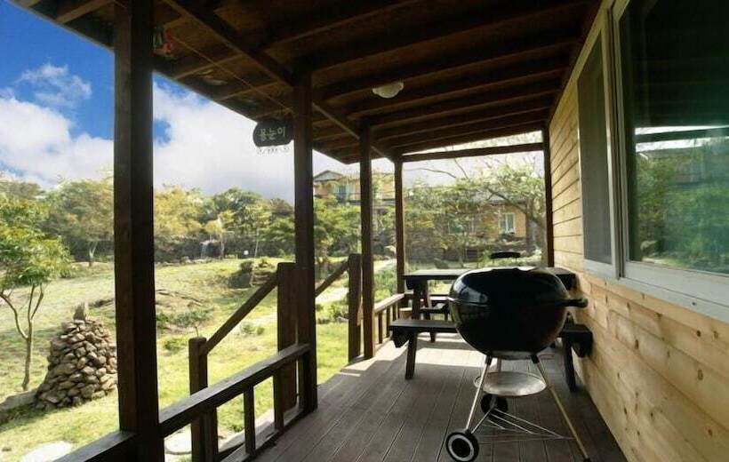 Hotel Gotjawal Geomun Oreum Pension