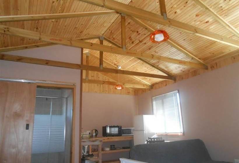 ホテル Little Lotta Cottage