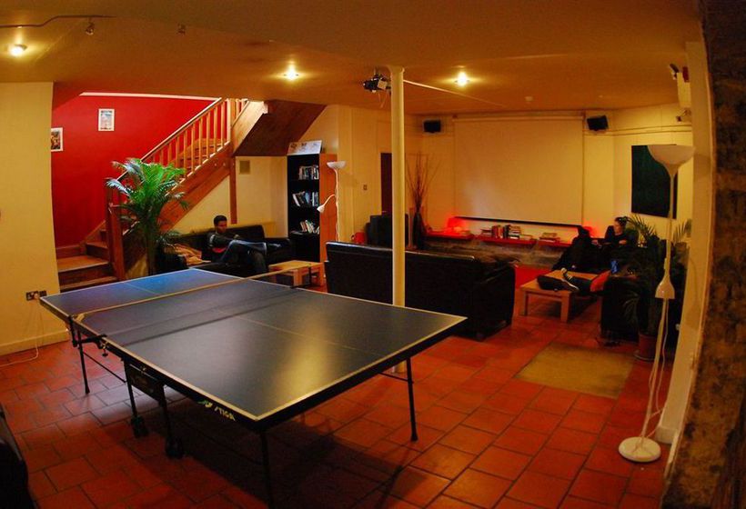 Avalon House Hostel