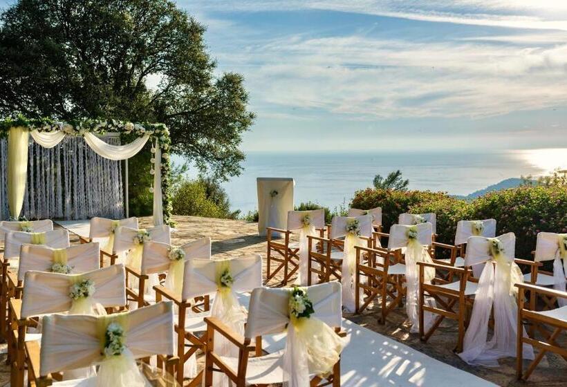 هتل Montana Pine Resort   All Inclusive