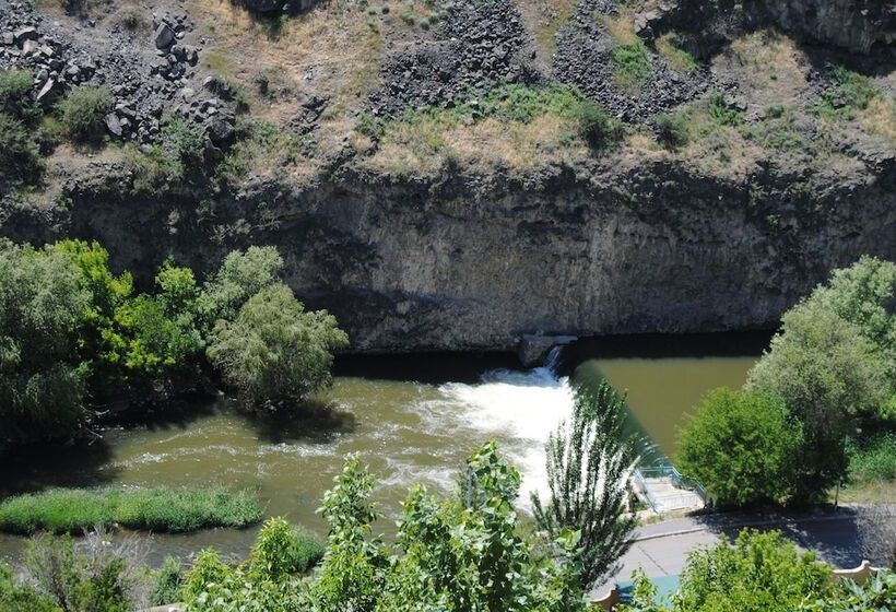 هتل Olympia Garden