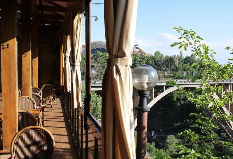 هتل Olympia Garden