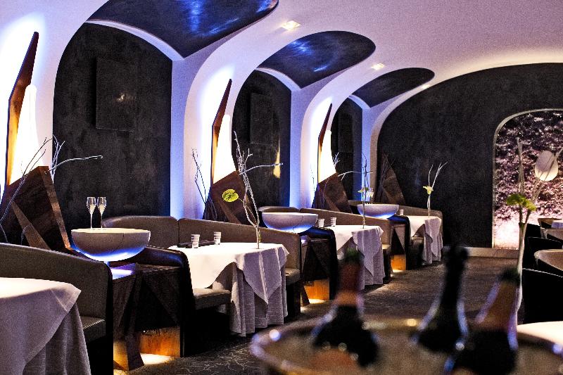 هتل Palais Coburg