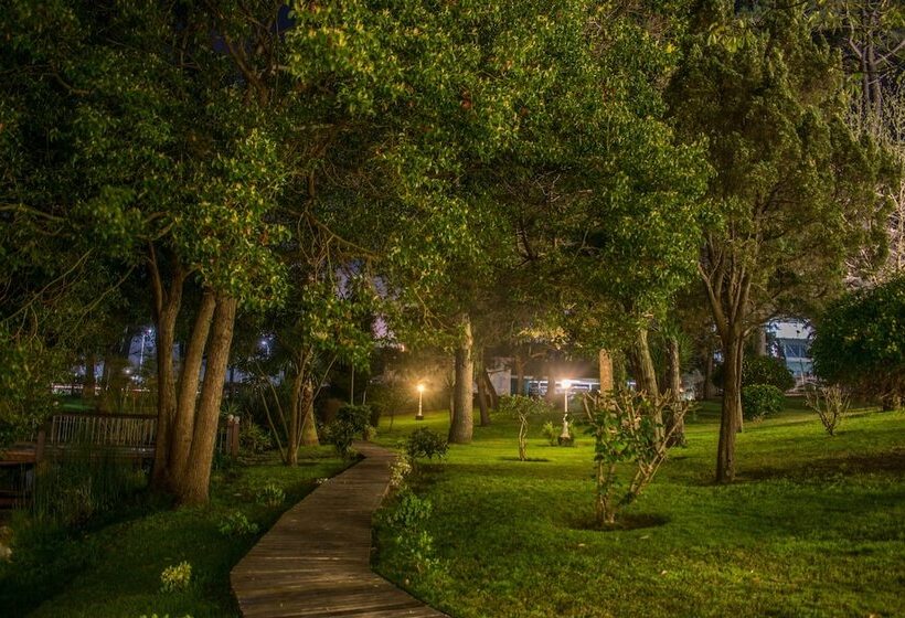 Parque Hotel Jean Clevers