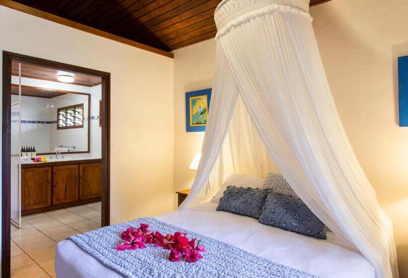 هتل Poppy S On The Lagoon