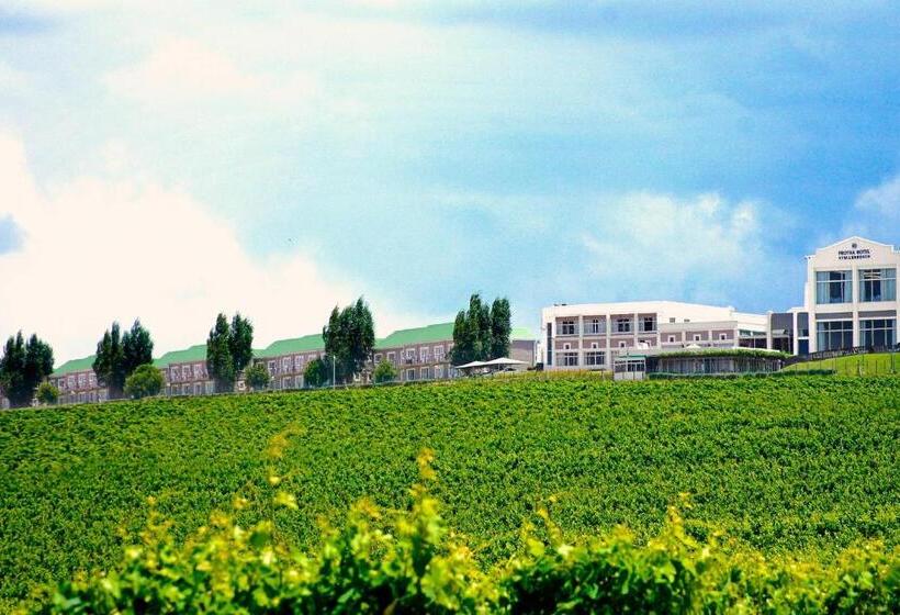 Protea Hotel By Marriott Stellenbosch & Conference Centre