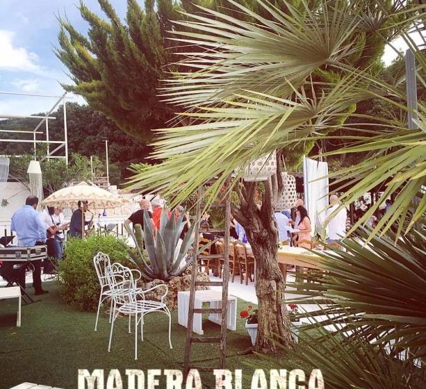 مبيت وإفطار Madera Blanca