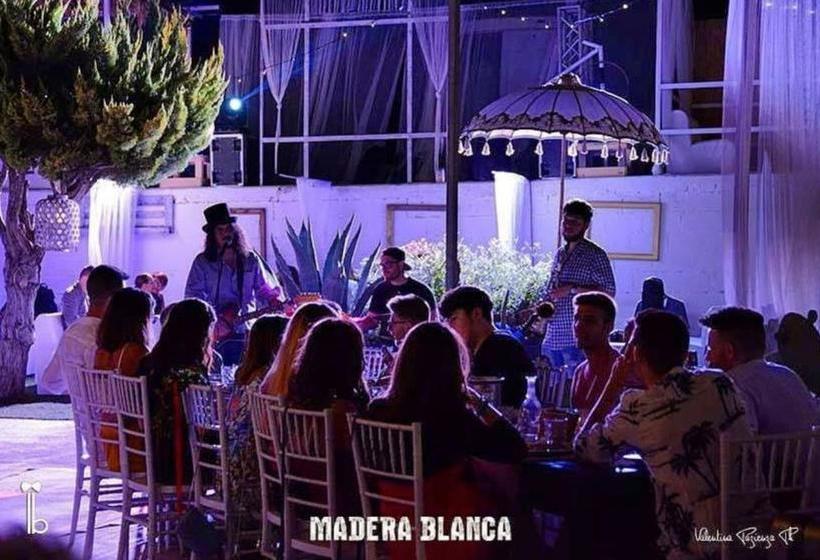 مبيت وإفطار Madera Blanca