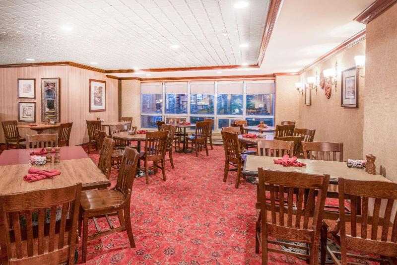 هتل Comfort Suites Midland West