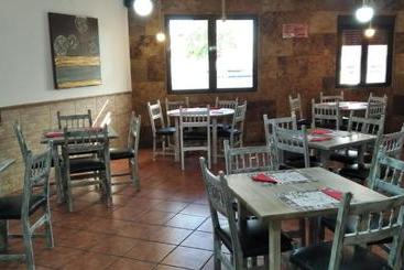 هتل Restaurante La Barca