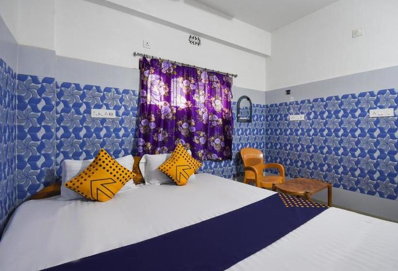 هتل Spot On 73517 Siddhi Vinayak Guest House