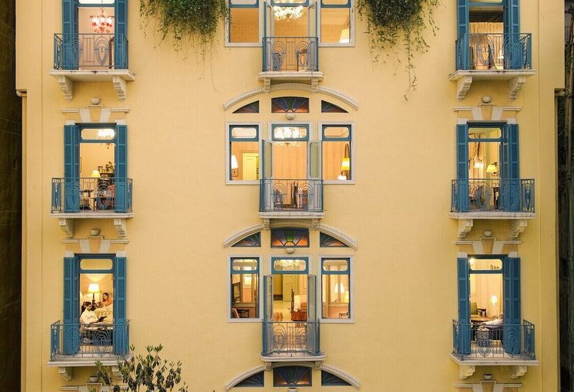 هتل Albergo