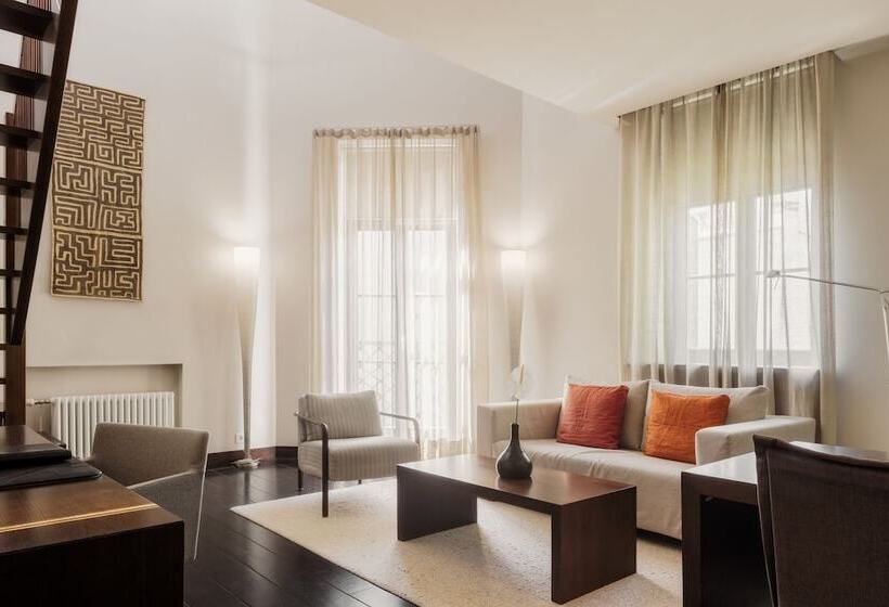 هتل Bergs Suites