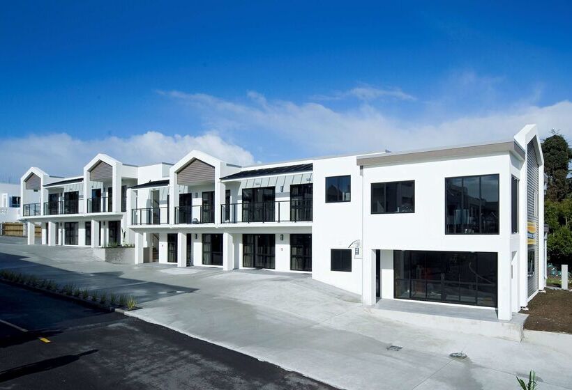 هتل Best Western Ellerslie International