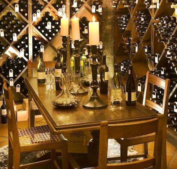 בית מלון כפרי Bushmans Kloof Wilderness Reserve And Wellness Retreat