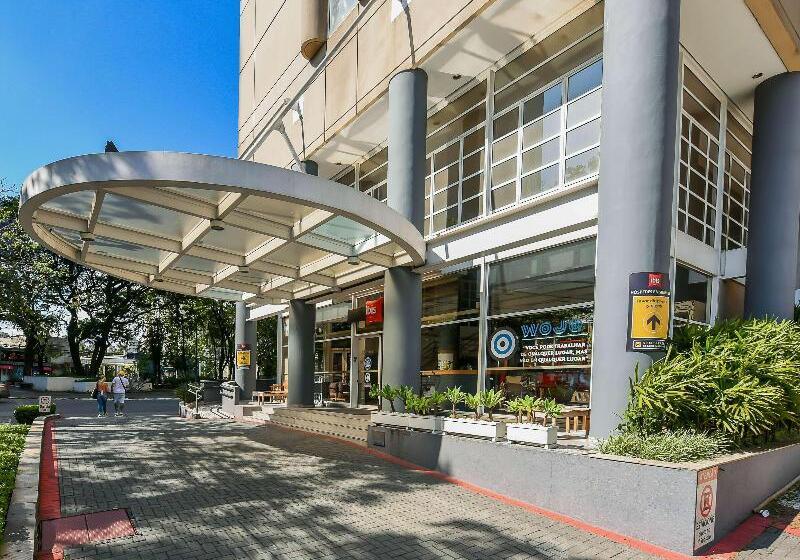 ホテル Ibis Guarulhos Aeroporto