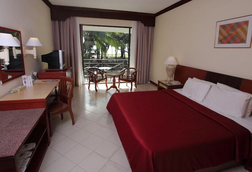 هتل Legend Cherating Beach Resort