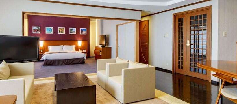 فندق Okinawa Grand Mer Resort