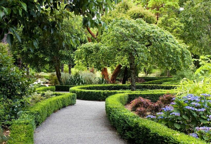 هتل Otahuna Lodge