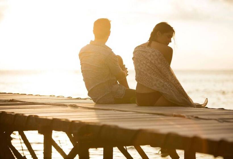 Hotel Outrigger Mauritius Beach Resort