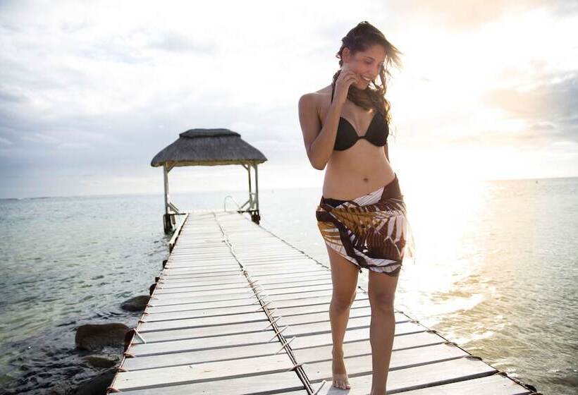 Hotel Outrigger Mauritius Beach Resort