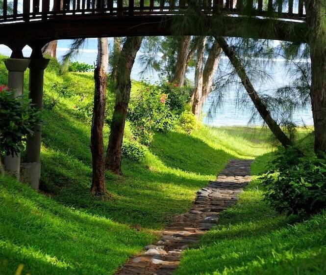 Hotel Outrigger Mauritius Beach Resort