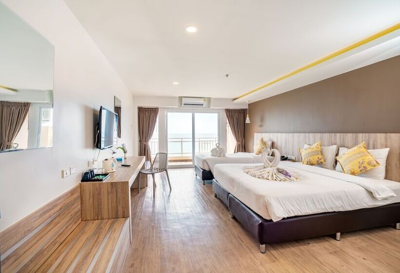 هتل Royal Phala Cliff Beach Resort