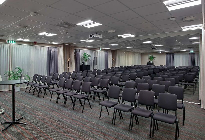 هتل Scandic Gavle Vast