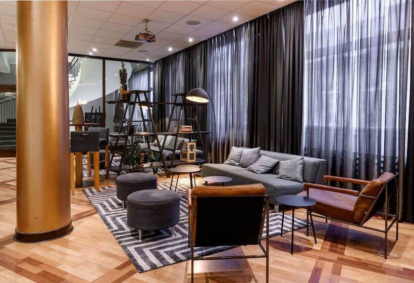 هتل Scandic Varnamo