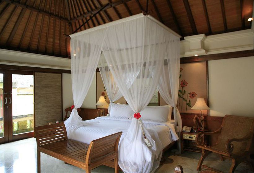 هتل Sekar Nusa Resort