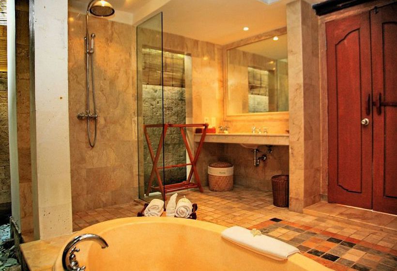 هتل Sekar Nusa Resort