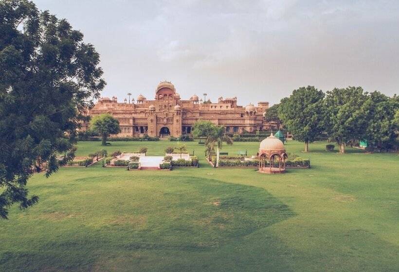 فندق The Laxmi Niwas Palace